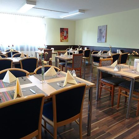 Central Hotel Виненден Екстериор снимка